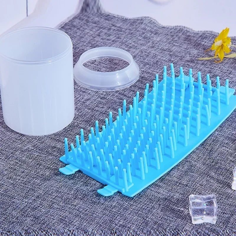 Pet Foot Washing Cup Portable Cat and Dog Foot Cleaner Soft Silicone Dog Paw Cleaning Tools Mini Wash Brush Bucket Pet Supplies